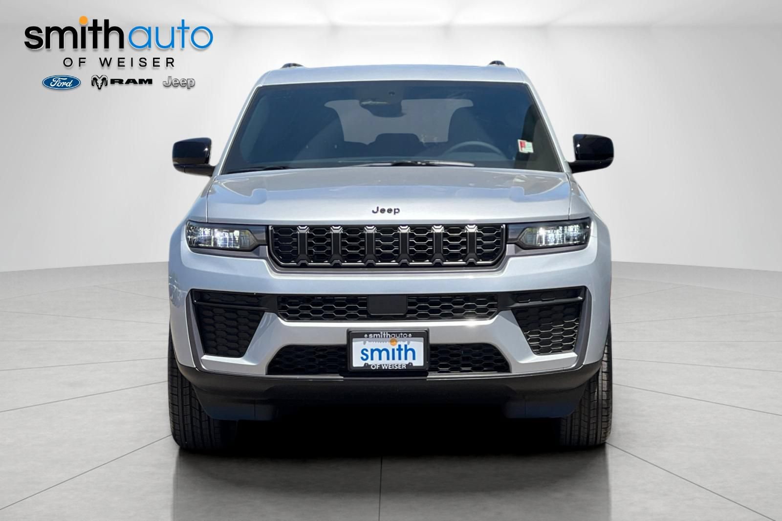 New 2026 Jeep Grand Cherokee Altitude AWD/4WD image 3