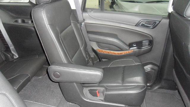 Used 2020 Chevrolet Tahoe Premier AWD/4WD image 13