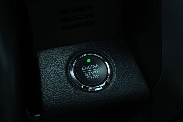 Used 2016 Ford F150 Platinum w/ Equipment Group 701A Luxury image 13