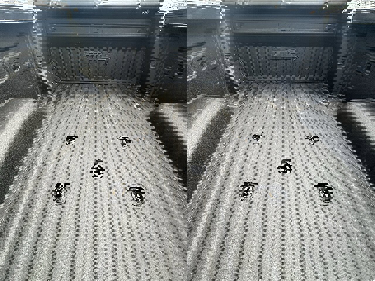 Used 2021 GMC Sierra 2500 AT4 w/ Gooseneck/5TH Wheel Package image 32