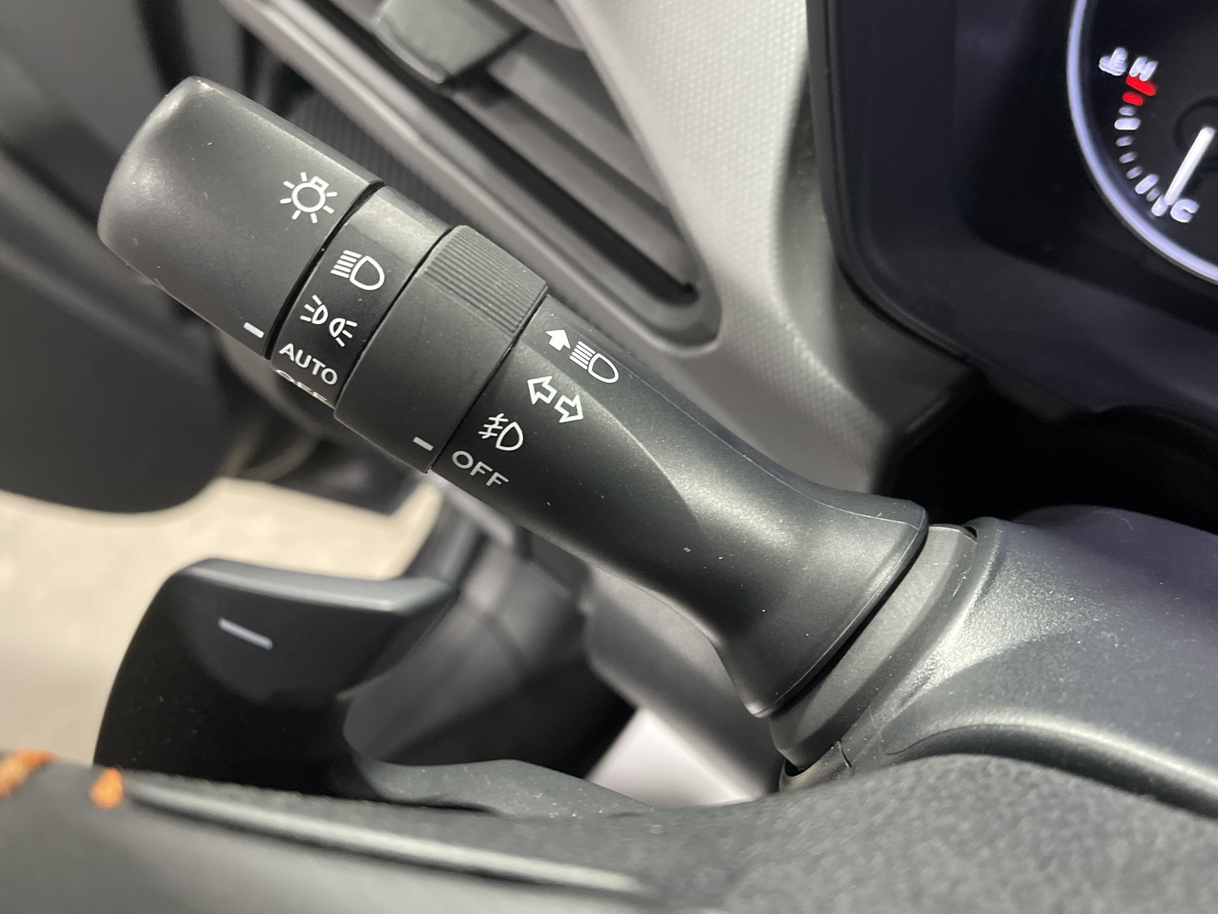 Used 2024 Subaru Crosstrek 2.5i Limited w/ Crosstrek Mirror Package image 20