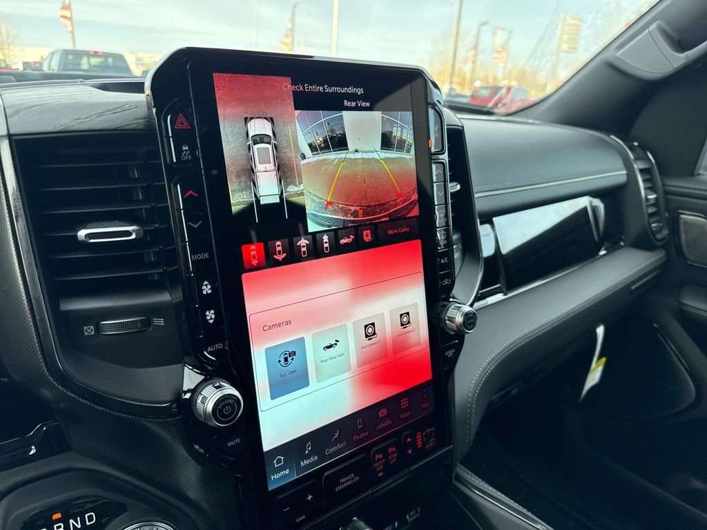 New 2025 RAM 1500 Limited image 25