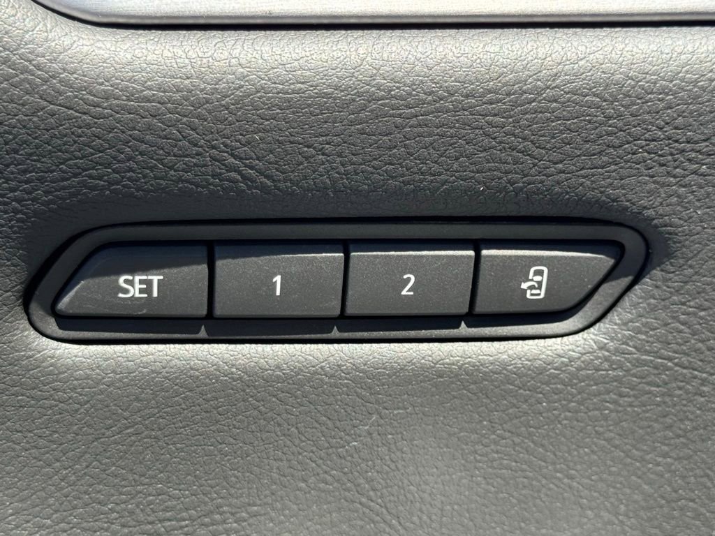 New 2026 Cadillac XT5 Premium Luxury w/ Driver Assist Package FWD image 17