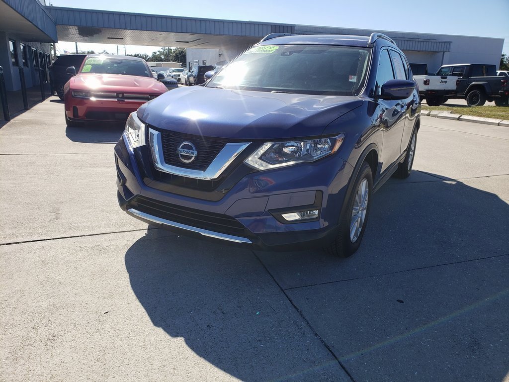 Used 2019 Nissan Rogue SV image 1