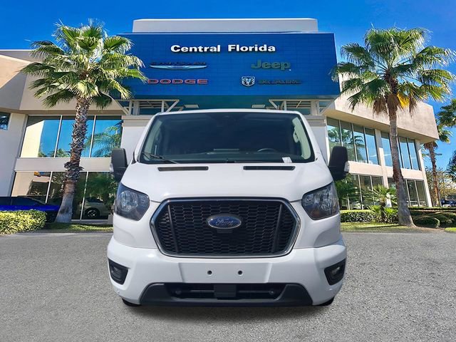 Used 2023 Ford Transit 350 XLT image 3