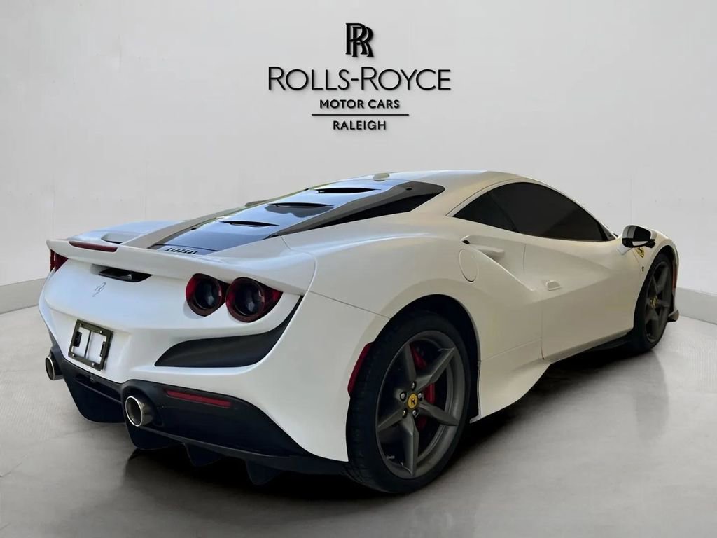 Used 2022 Ferrari F8 Tributo RWD image 8