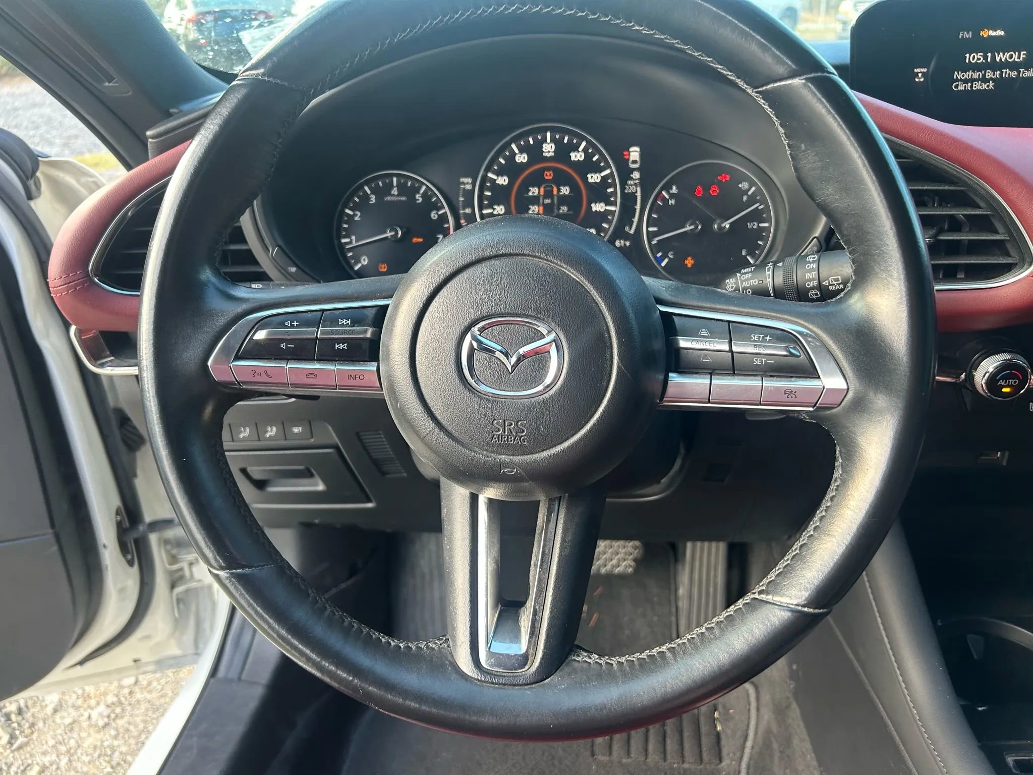 Used 2020 MAZDA MAZDA3 Hatchback w/ Premium Package image 19