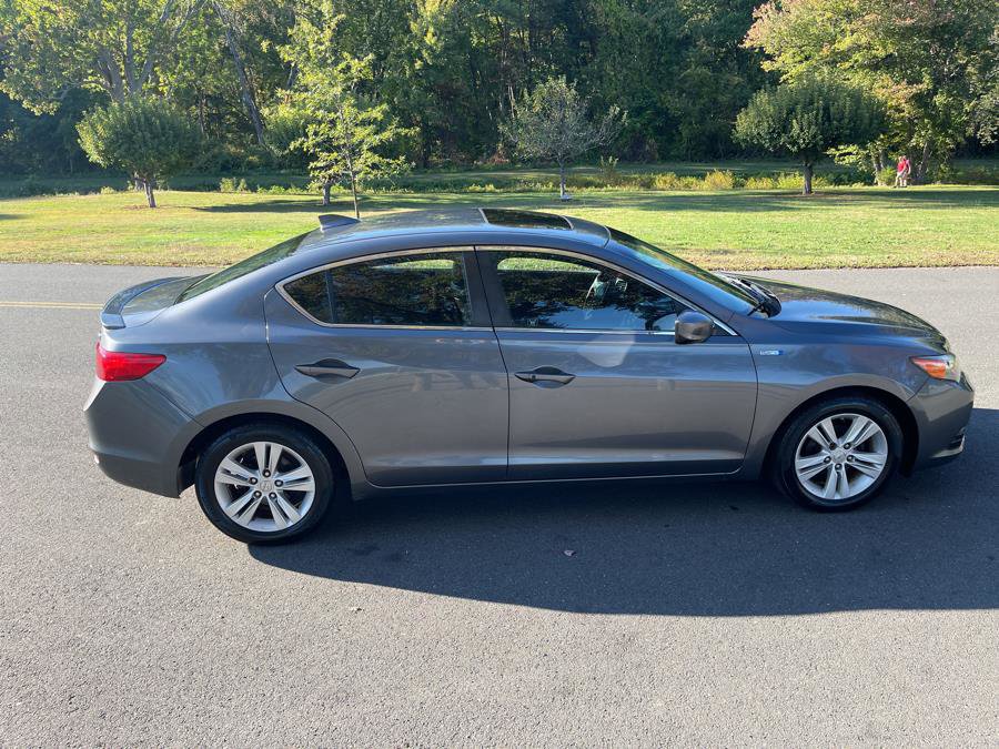 Used 2013 Acura ILX Hybrid w/ Technology Package FWD image 25