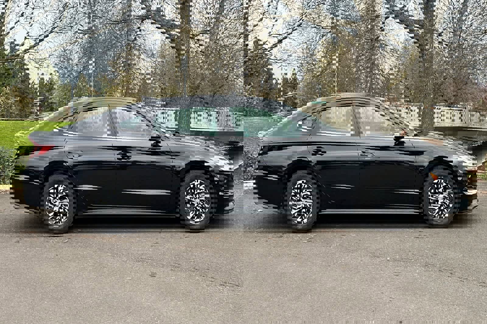 Used 2023 Hyundai Sonata Blue image 8