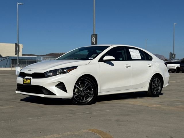 Used 2024 Kia Forte LXS image 2