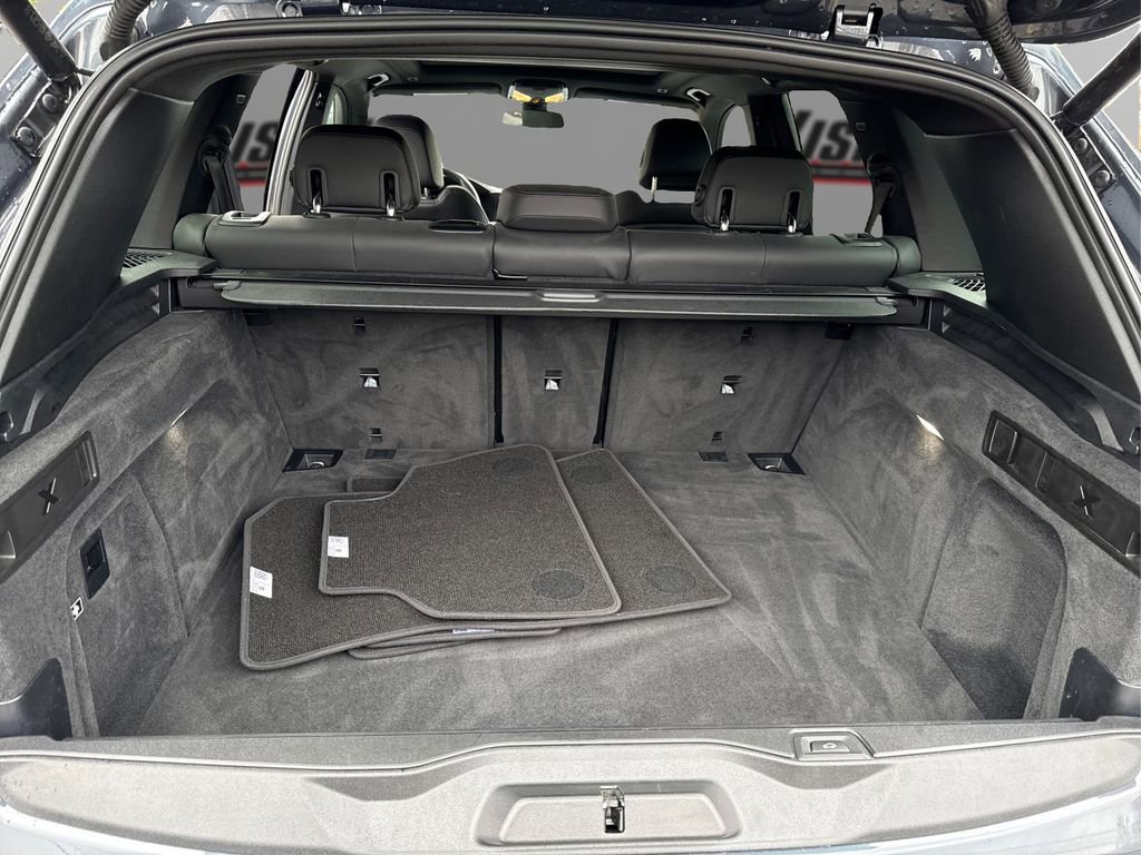 Used 2022 BMW X5 xDrive40i w/ Climate Comfort Package image 11