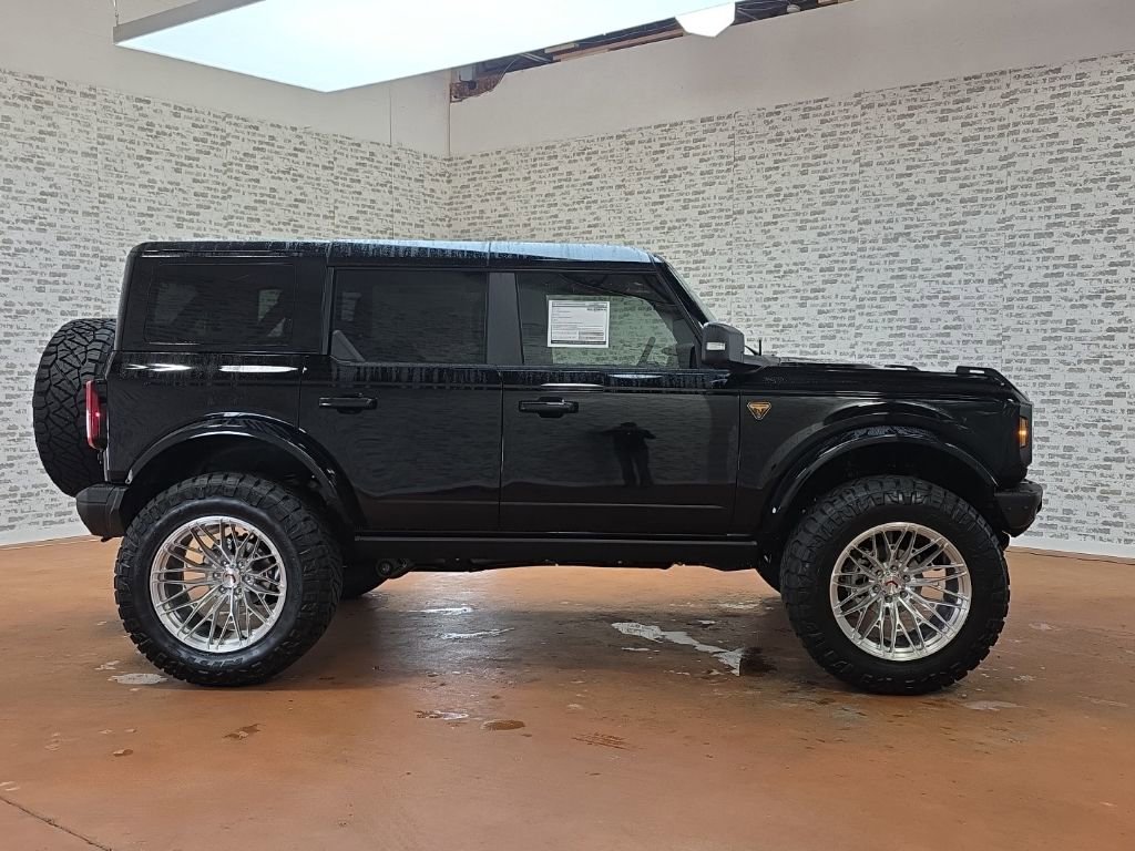 New 2025 Ford Bronco Badlands image 13