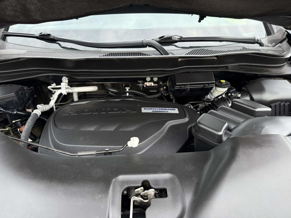 Used 2019 Honda Passport Sport image 12