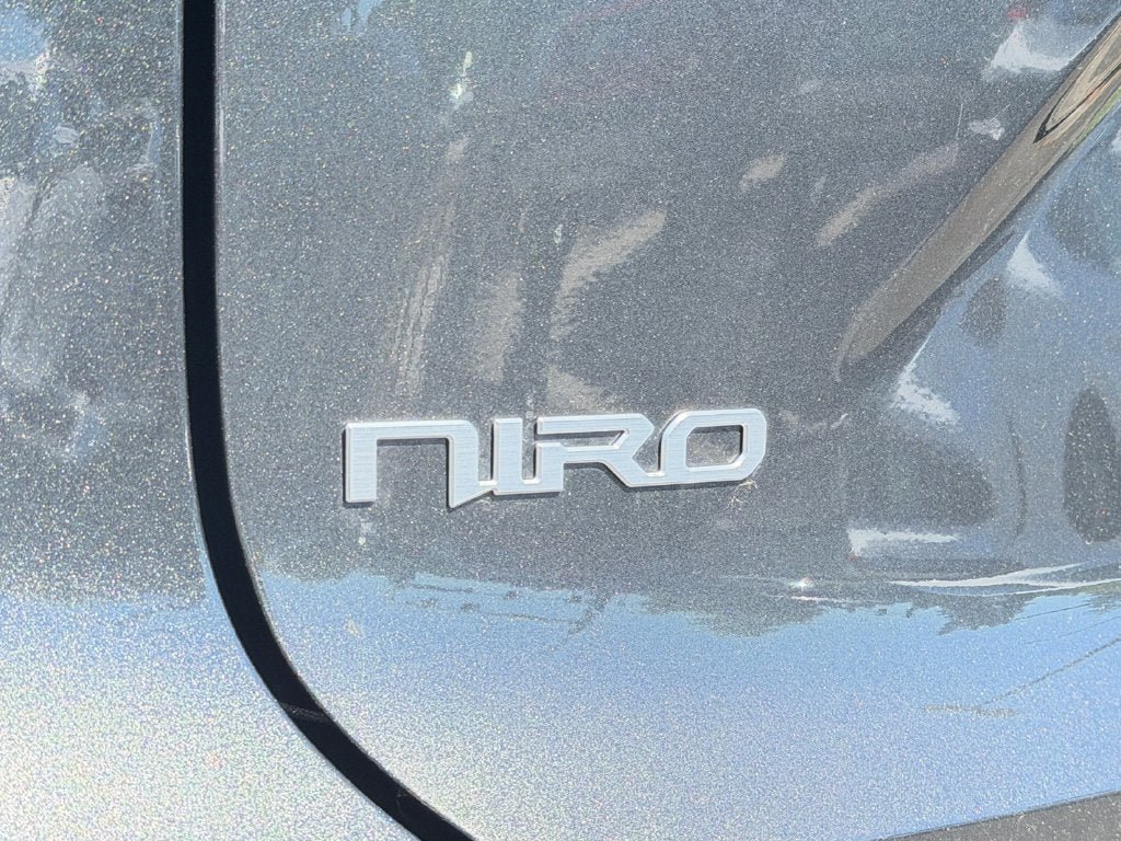 Used 2025 Kia Niro Wind FWD image 36