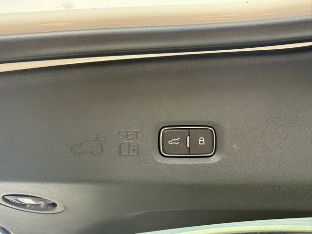 Used 2026 Lincoln Navigator Reserve w/ Jet Appearance Package image 10