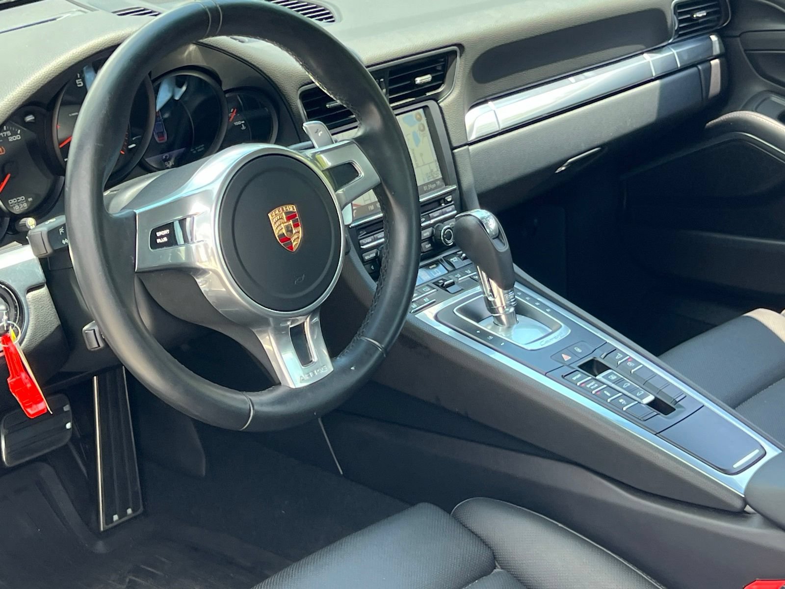 Used 2015 Porsche 911 Carrera 4S AWD/4WD image 4