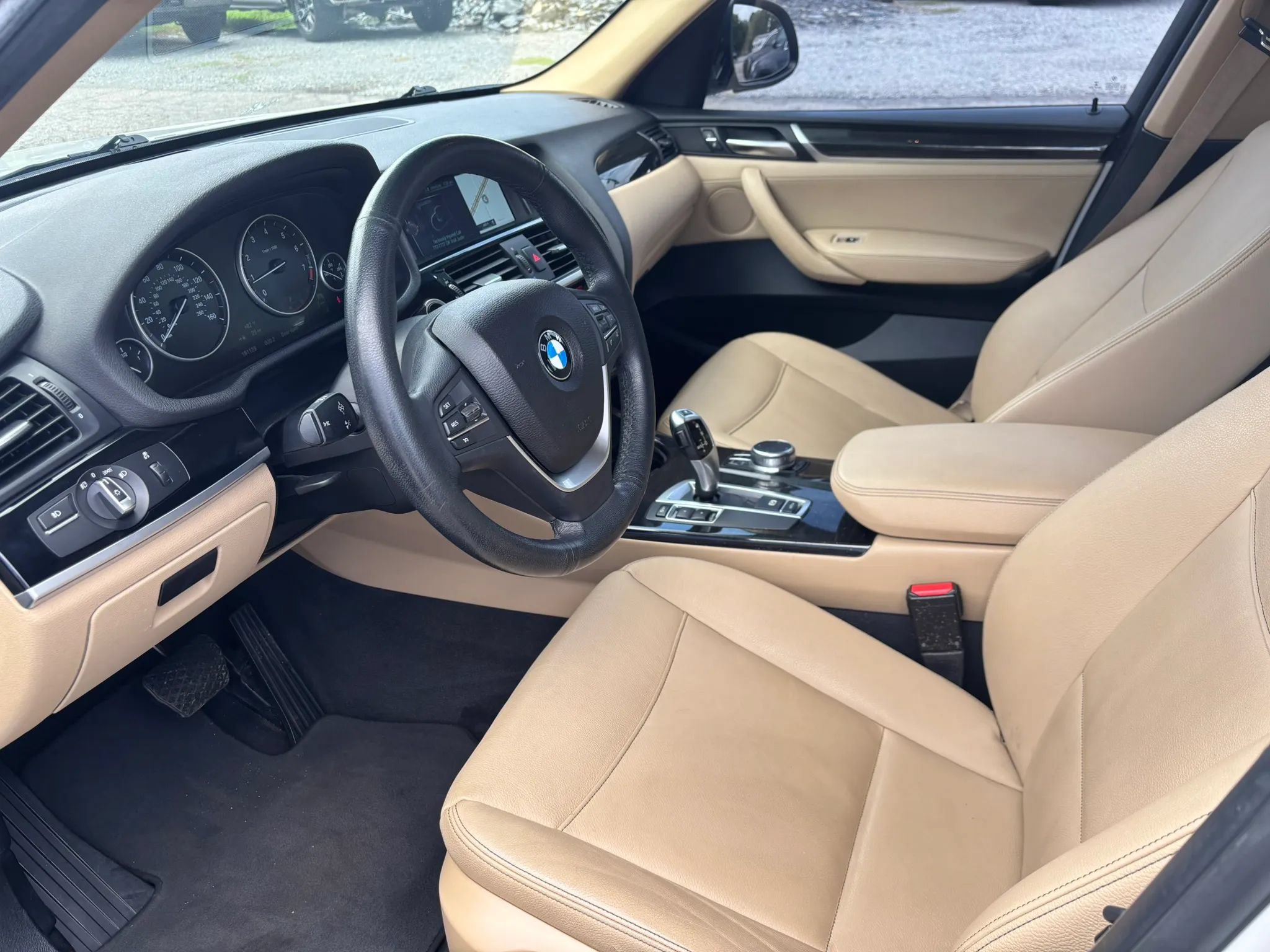 Used 2017 BMW X3 sDrive28i RWD image 11