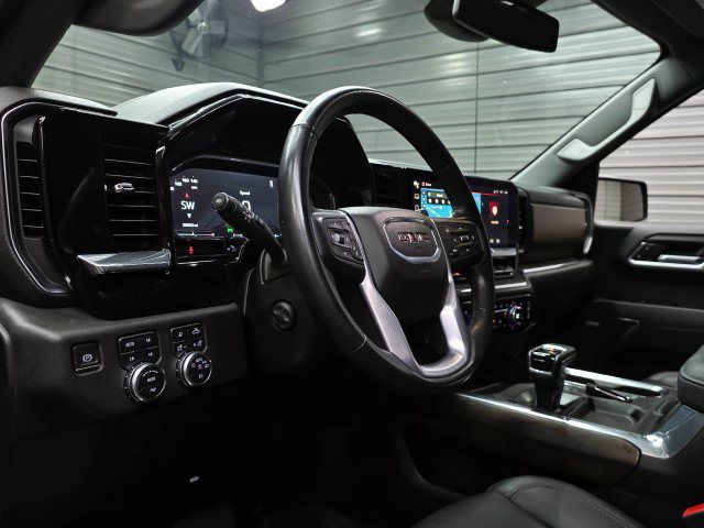 Used 2023 GMC Sierra 1500 SLT w/ SLT Premium Package AWD/4WD image 15