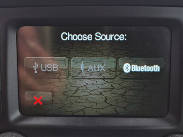 Used 2015 Jeep Renegade Latitude w/ Popular Equipment Group AWD/4WD image 24