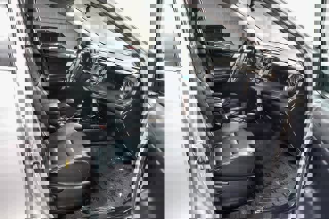 Used 2014 Toyota RAV4 Limited w/ Technology Package image 16