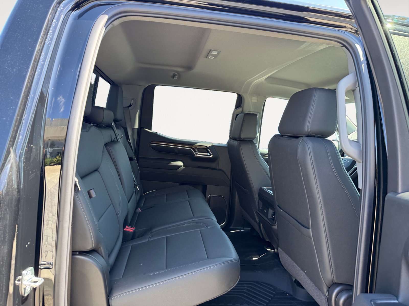 New 2026 Chevrolet Silverado 1500 LT Trail Boss w/ LT Trail Boss Premium Package AWD/4WD image 18