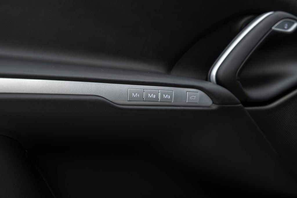 Used 2024 Ferrari Purosangue image 52