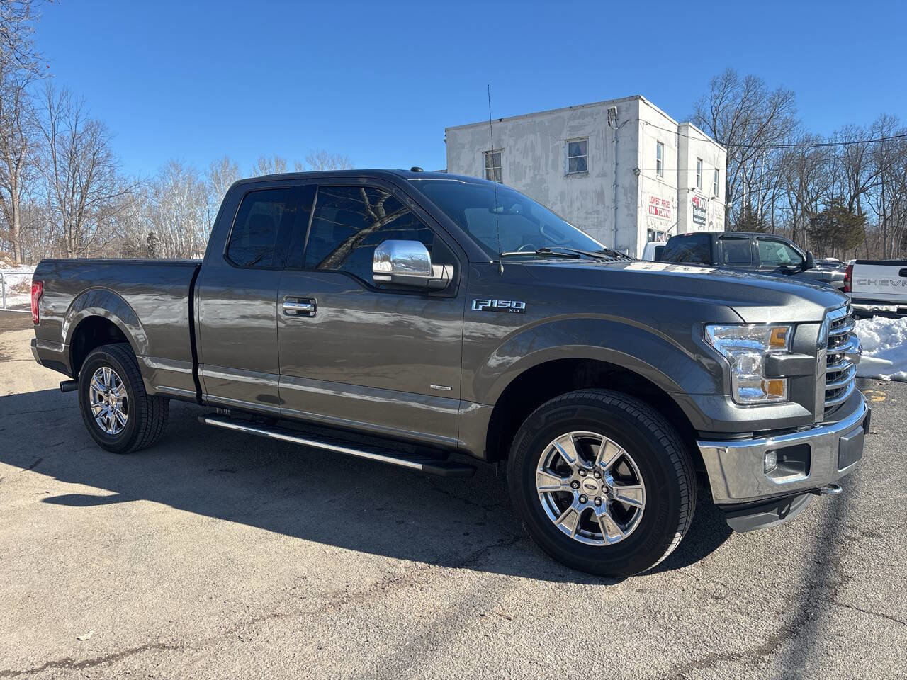 Used 2016 Ford F150 XLT w/ Equipment Group 301A Mid image 7