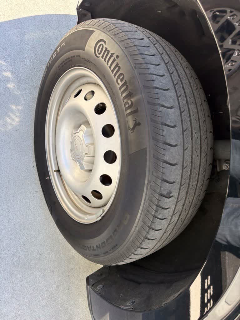 Used 2024 Ford Maverick XL FWD image 5