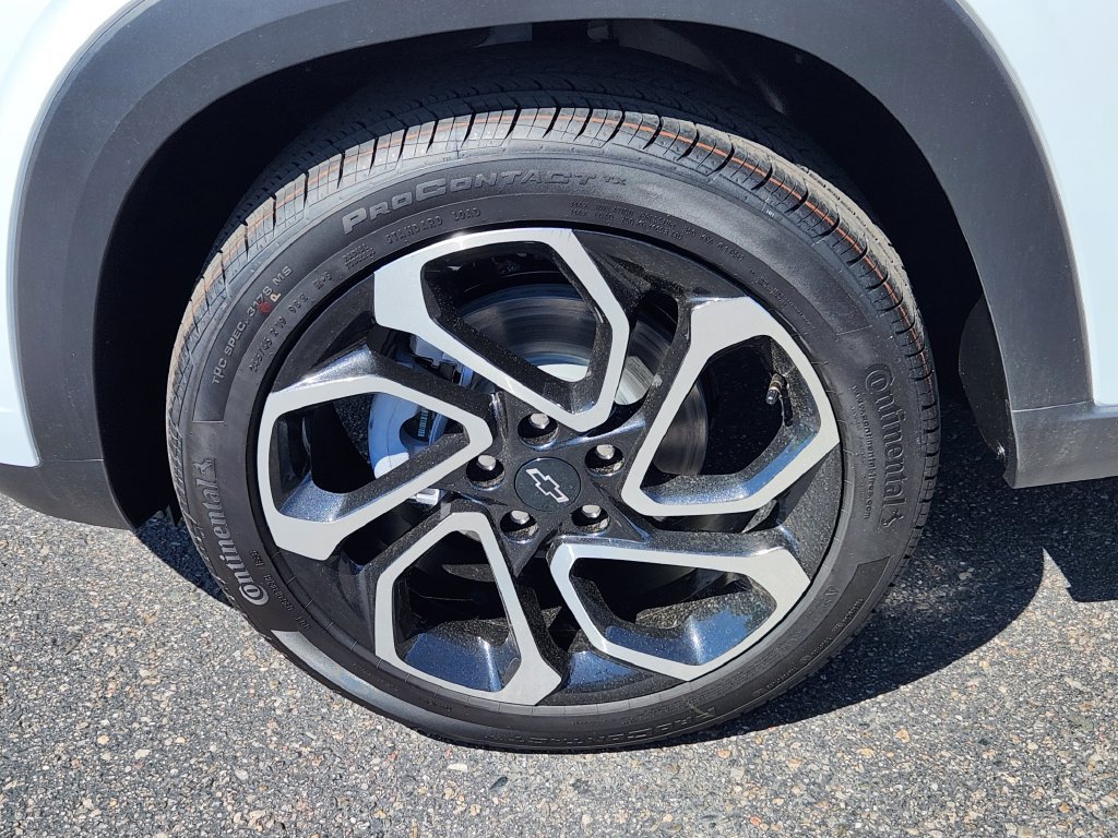 New 2026 Chevrolet Trax RS w/ Driver Confidence Package FWD image 7