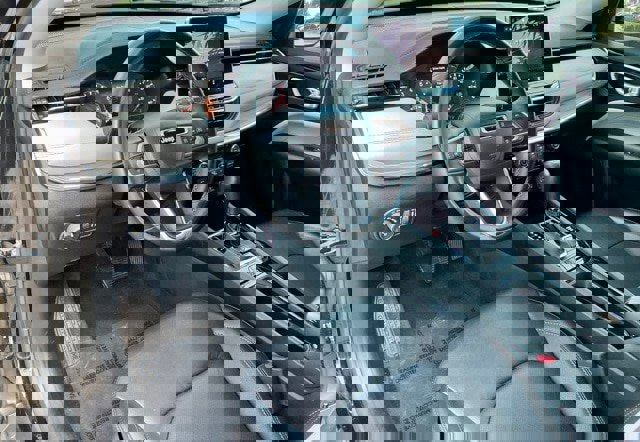 Used 2022 Jeep Compass Limited image 17