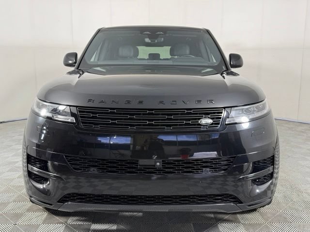 Used 2025 Land Rover Range Rover Sport SE AWD/4WD image 11