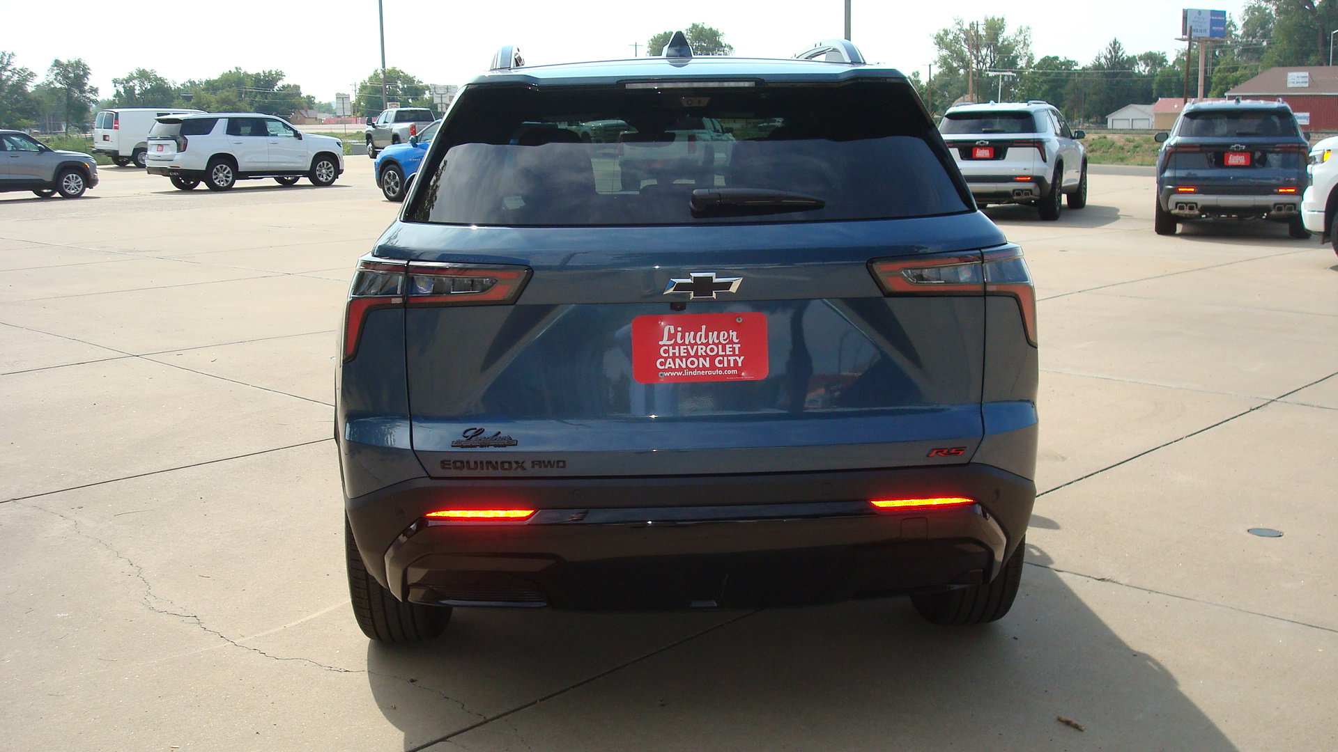 New 2027 Chevrolet Equinox RS w/ Safety and Technology Package AWD/4WD image 5