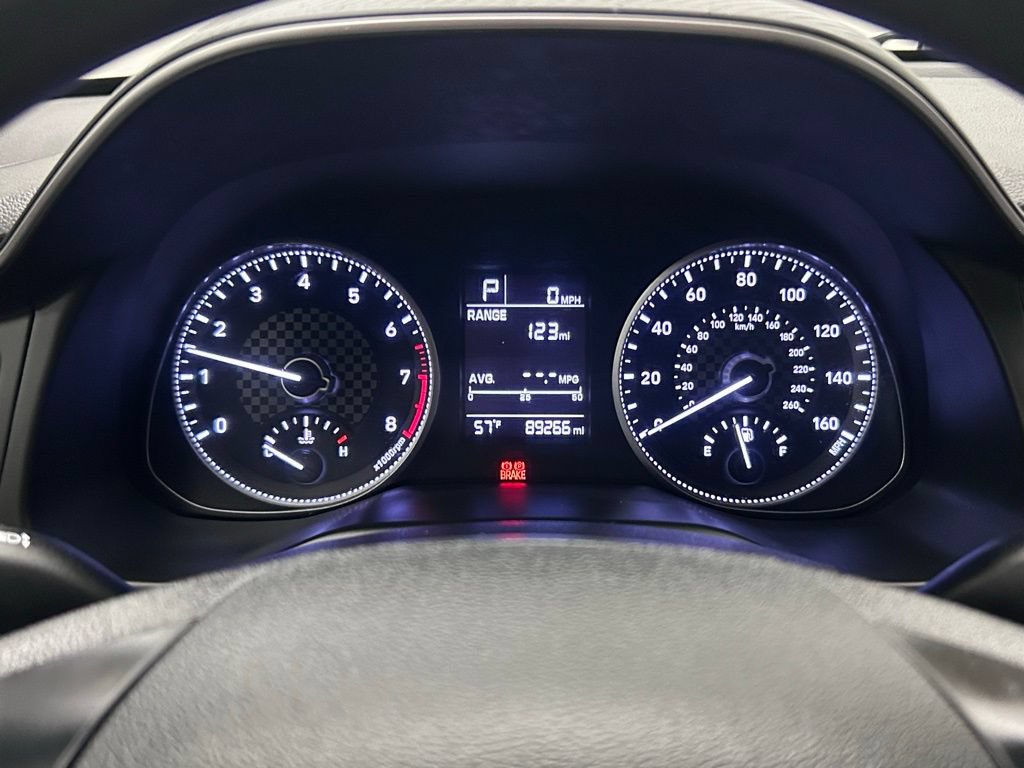 Used 2019 Hyundai Elantra SE FWD image 19