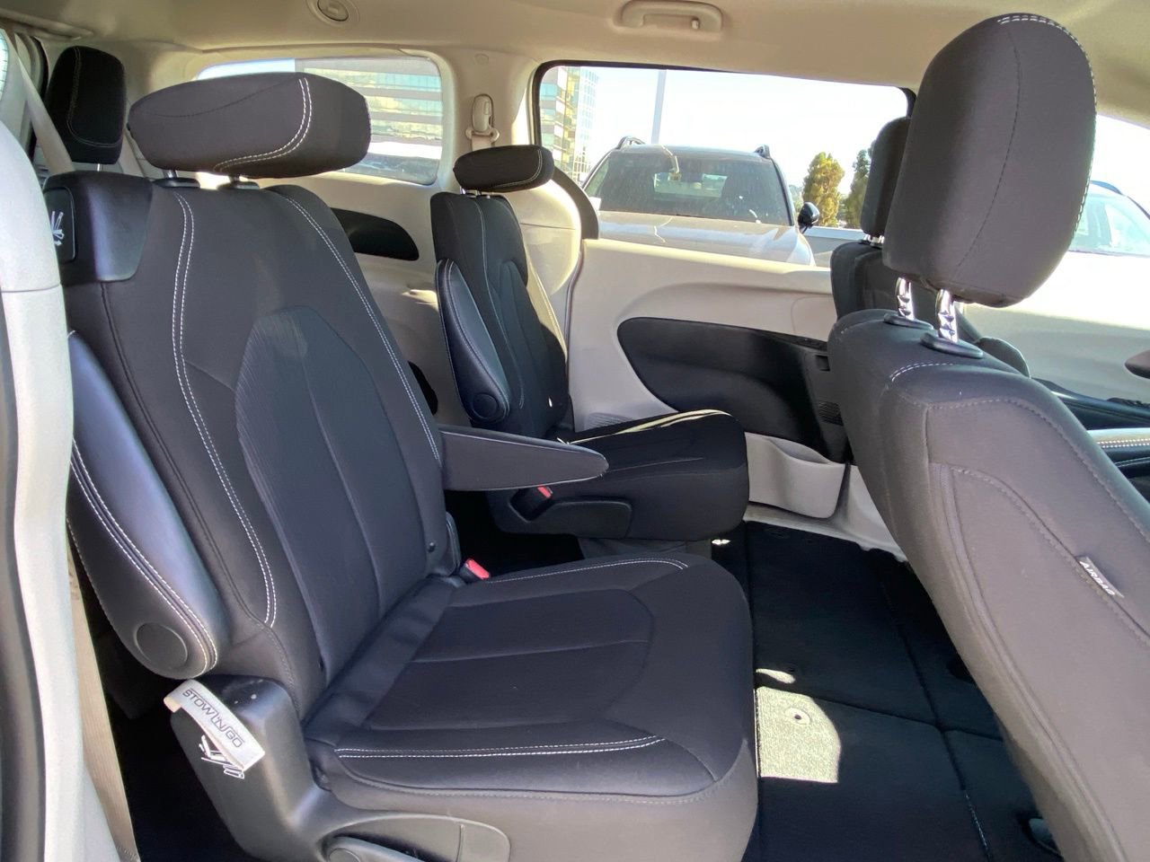 Used 2024 Chrysler Voyager LX FWD image 23