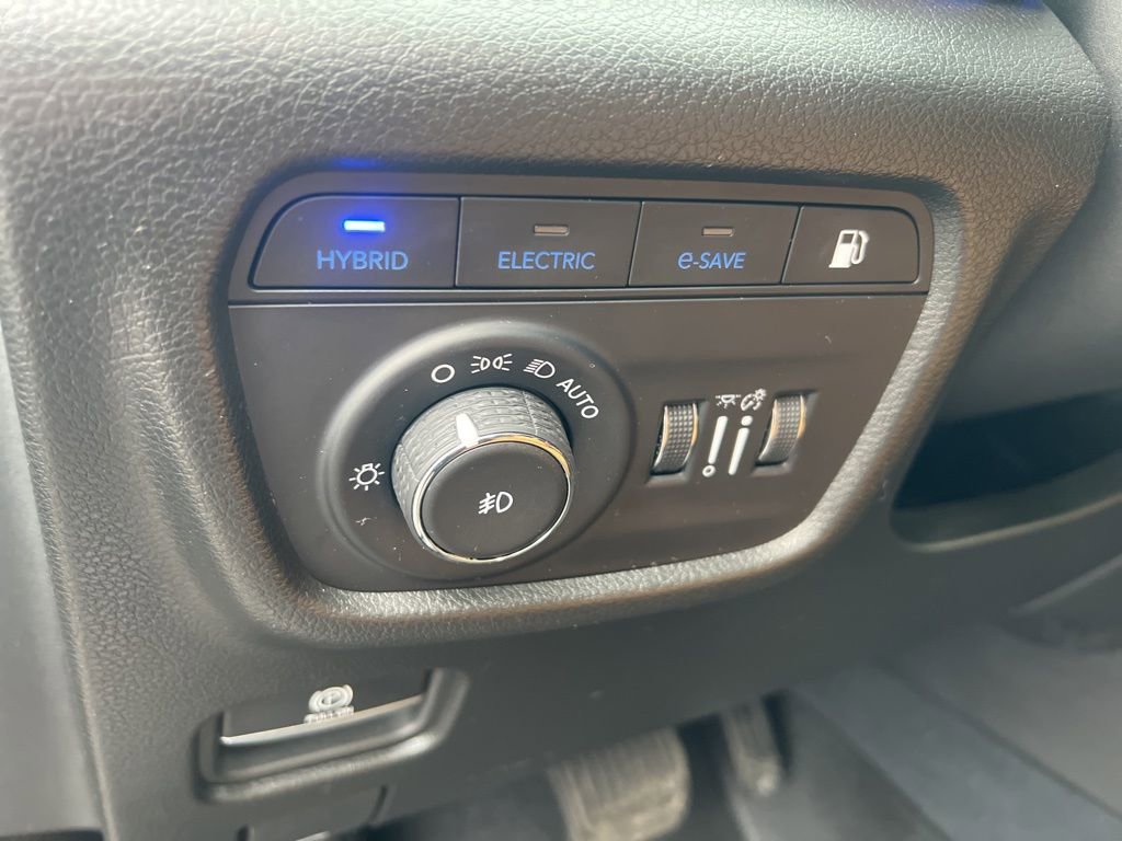 Used 2022 Jeep Grand Cherokee Summit w/ Advanced Protech Group IV image 54