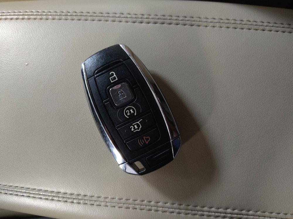 Used 2019 Lincoln MKC Premiere image 32