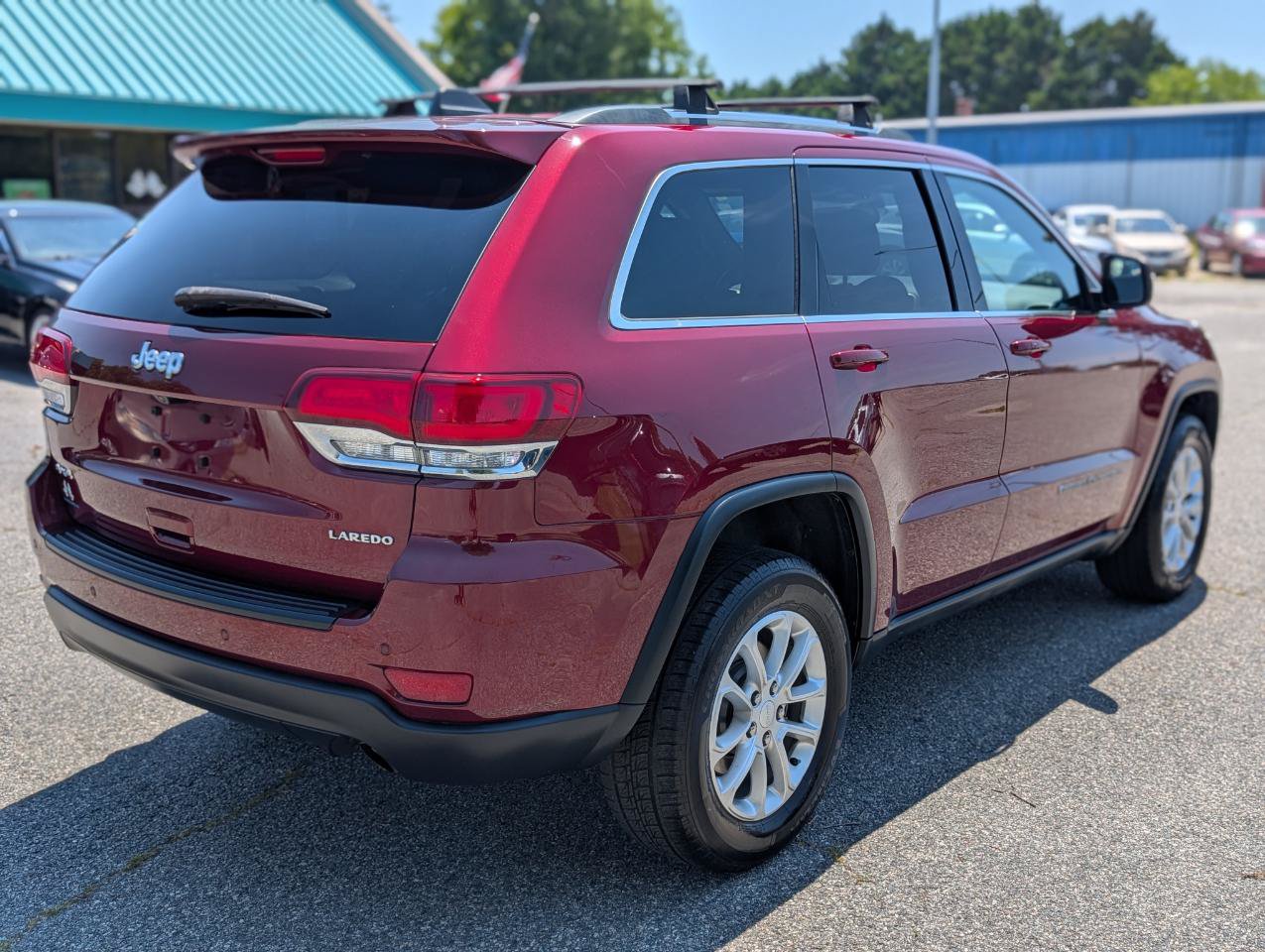 Used 2021 Jeep Grand Cherokee Laredo AWD/4WD image 7