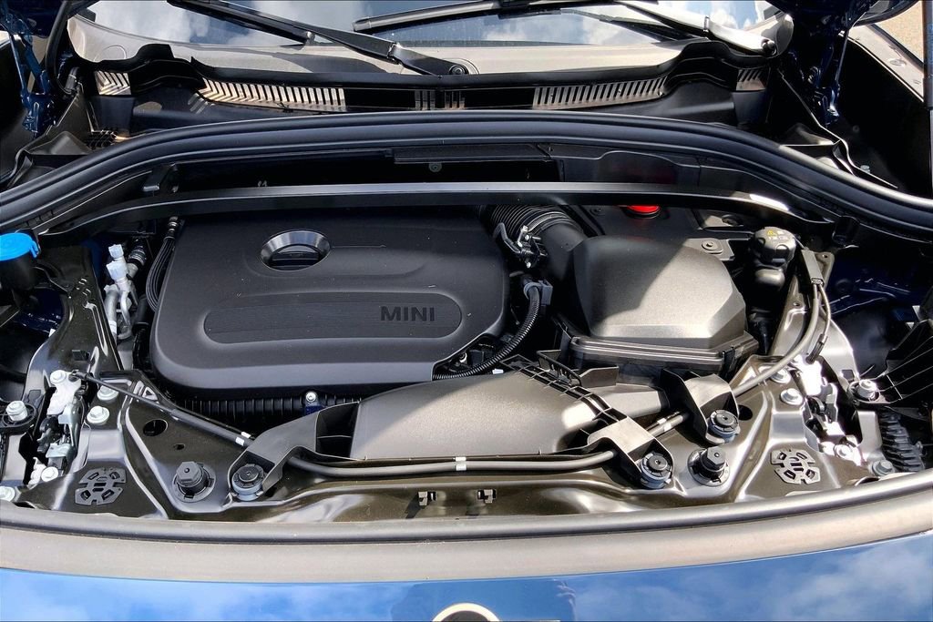 Certified 2025 MINI Cooper Countryman S w/ Comfort Package Max image 11