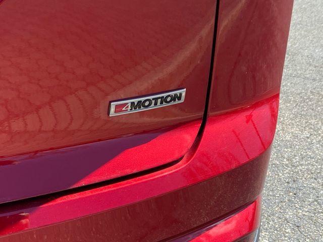 Used 2020 Volkswagen Atlas Cross Sport SEL image 32