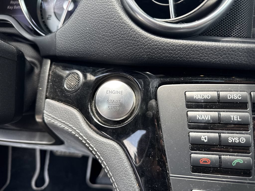 Used 2015 Mercedes-Benz SL 550 image 15