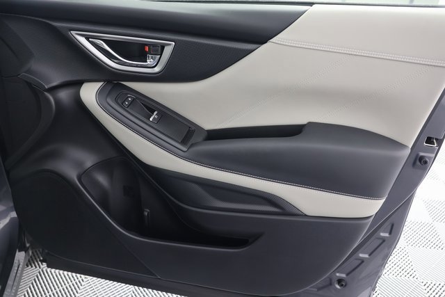 Used 2023 Subaru Forester Limited image 28