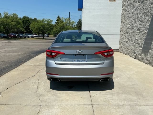 Used 2017 Hyundai Sonata Limited FWD image 11
