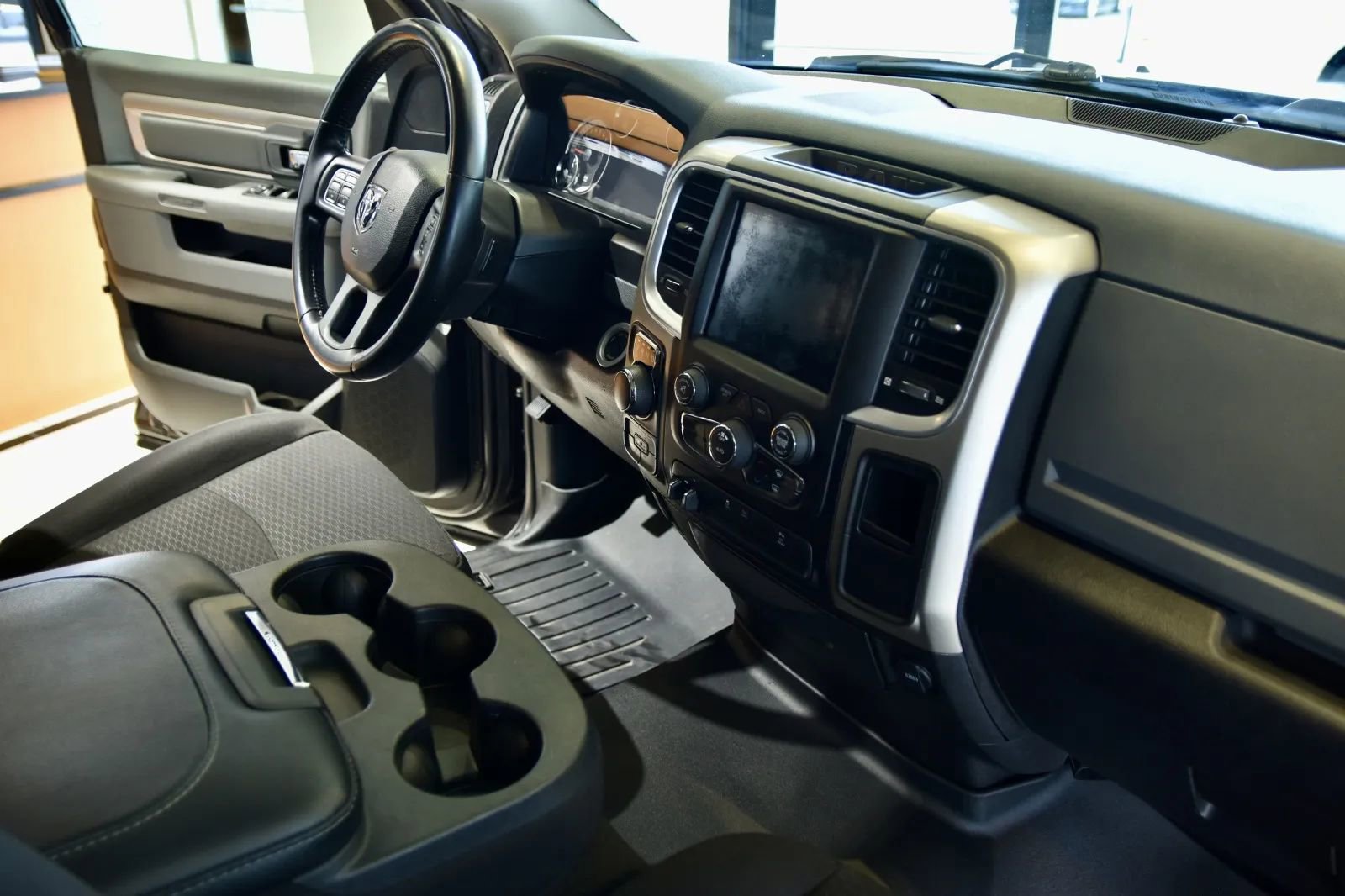 Used 2020 RAM 1500 Classic Warlock w/ Luxury Group image 25