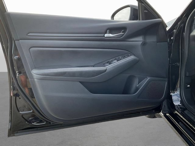 Certified 2025 Nissan Altima 2.5 SV w/ SV Special Edition Package FWD image 21