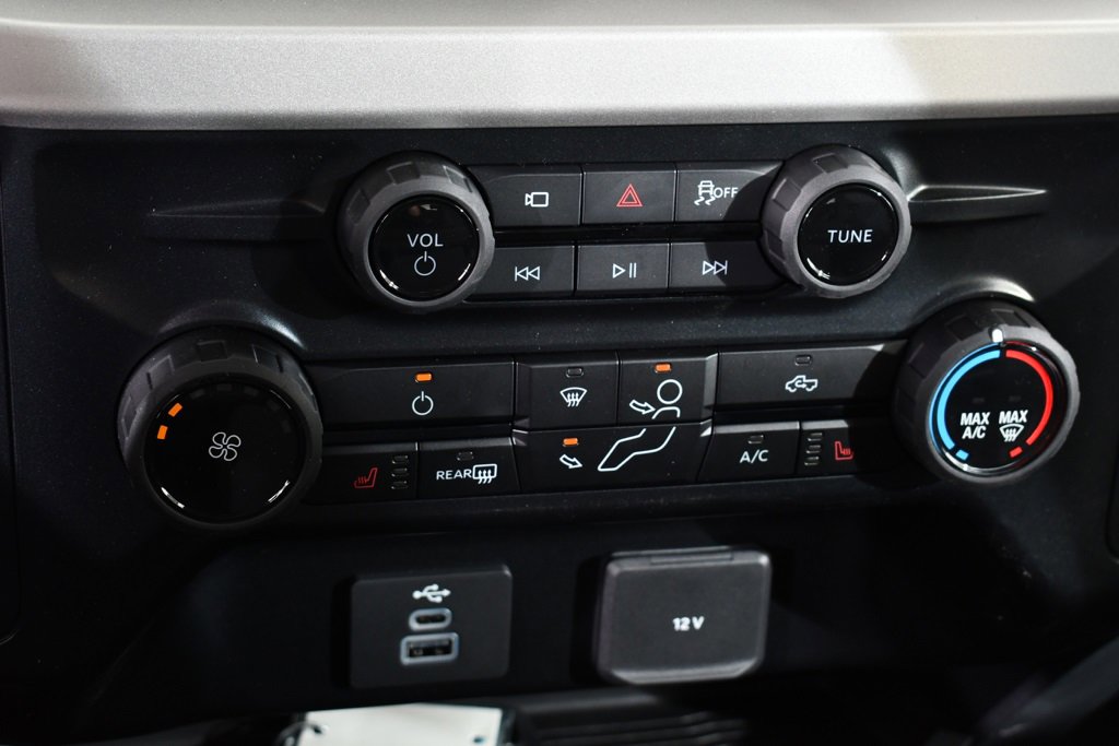 New 2026 Ford F350 XLT image 30