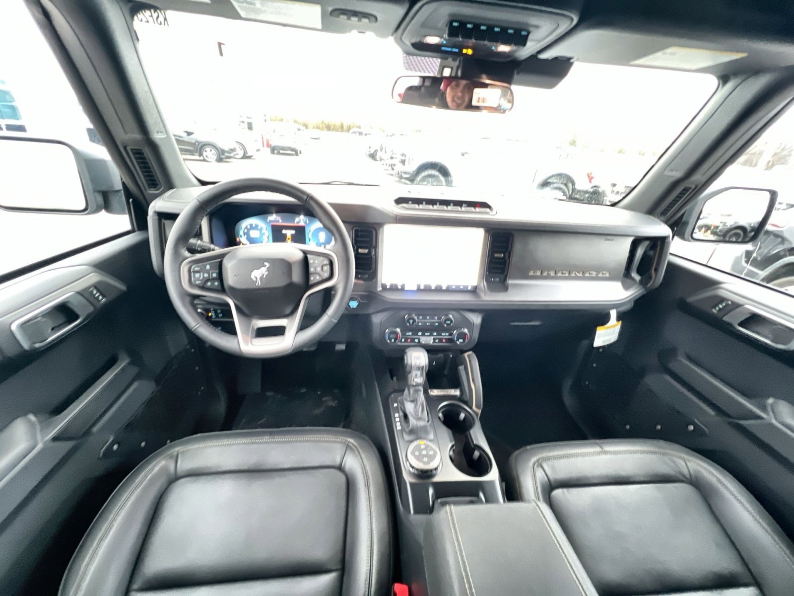 New 2025 Ford Bronco Badlands image 23