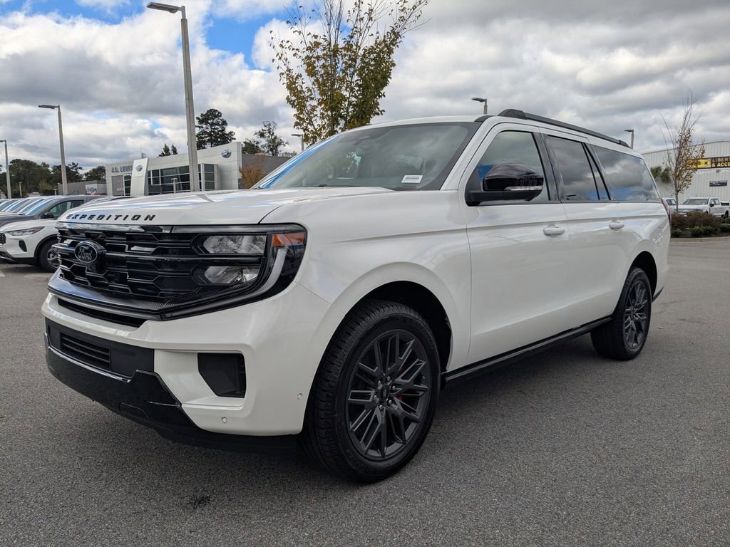 New 2025 Ford Expedition Max Platinum w/ Stealth Performance Package image 8