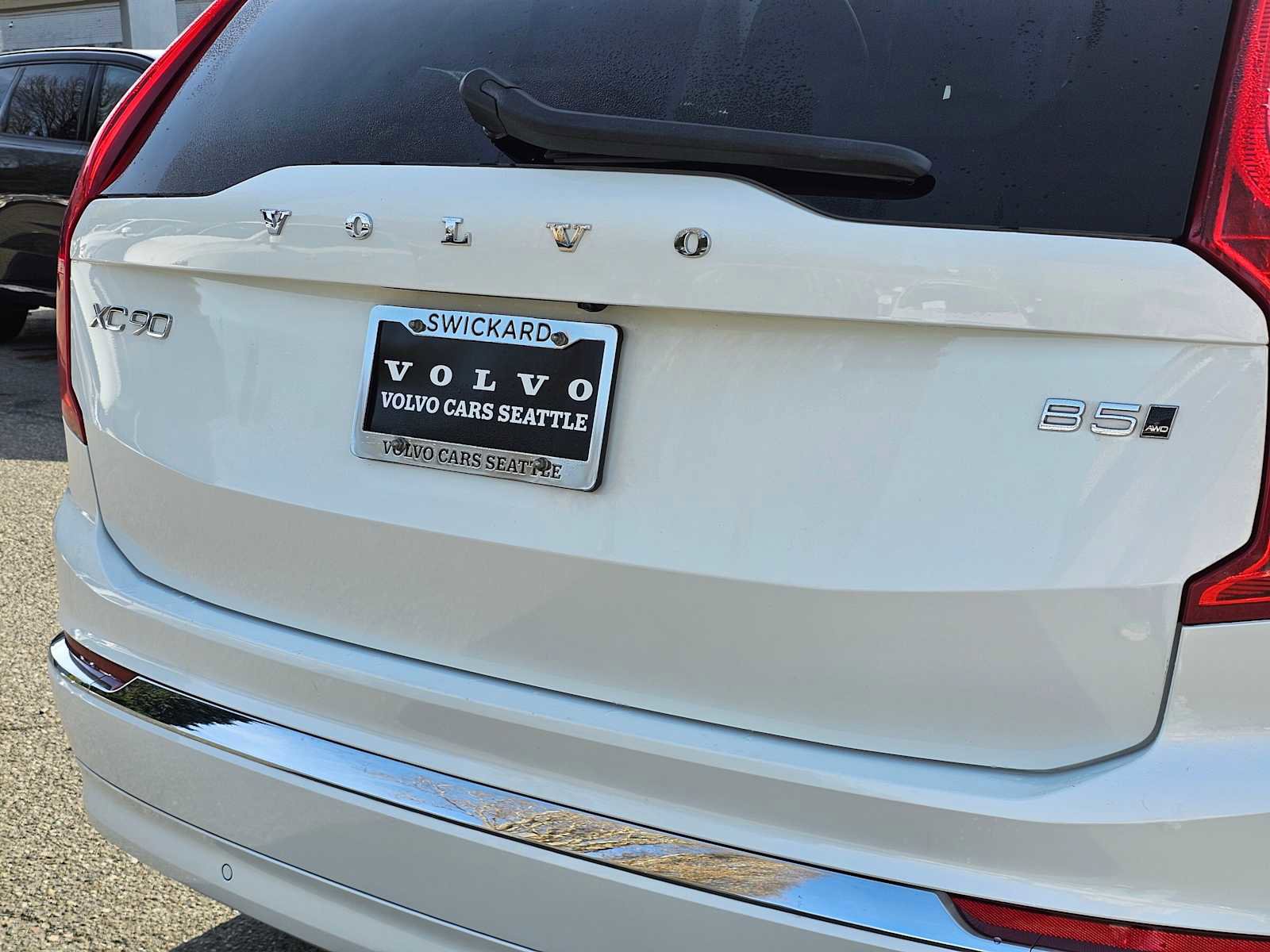 Certified 2025 Volvo XC90 B5 Core AWD/4WD image 14