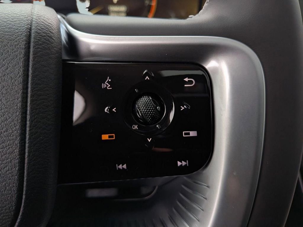 New 2026 INFINITI QX80 Luxe w/ Cargo Package image 19