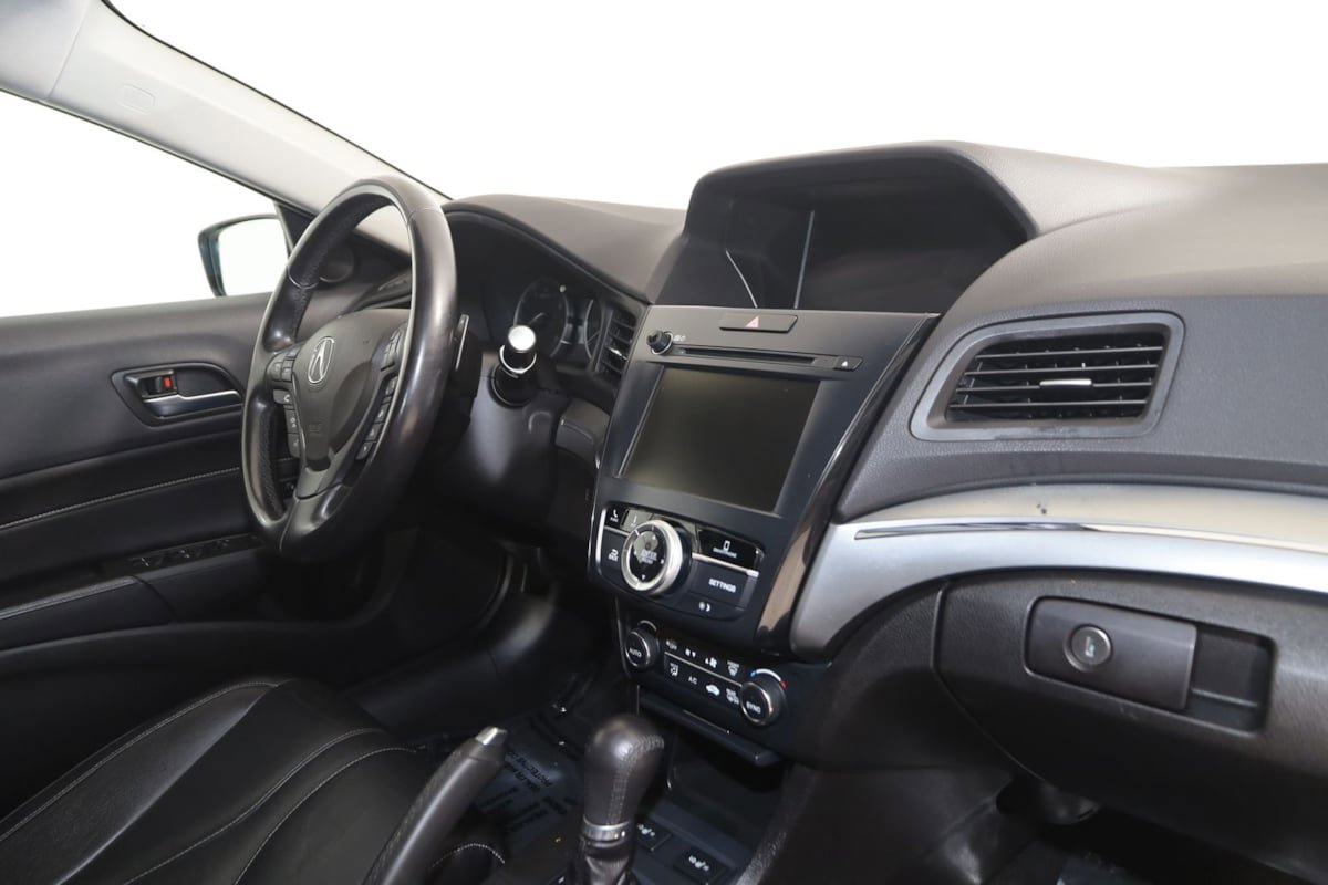 Used 2019 Acura ILX FWD image 39